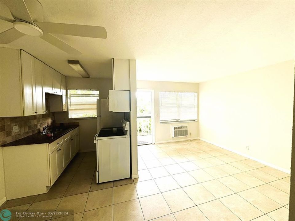 For Rent: $1,500 (1 beds, 1 baths, 8838 Square Feet)