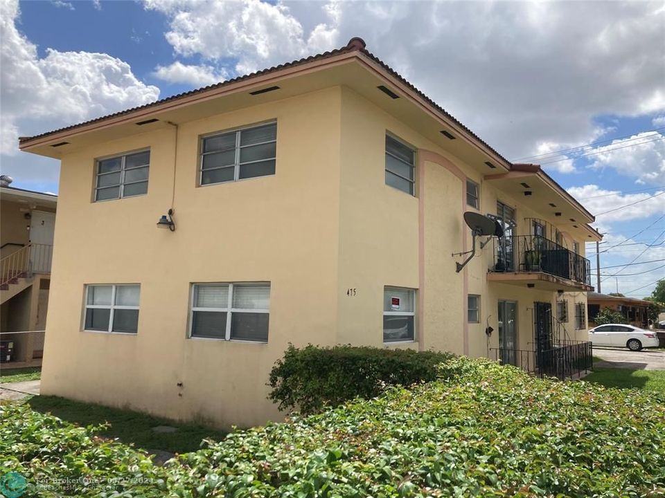 Recently Sold: $1,800 (2 beds, 1 baths, 946 Square Feet)