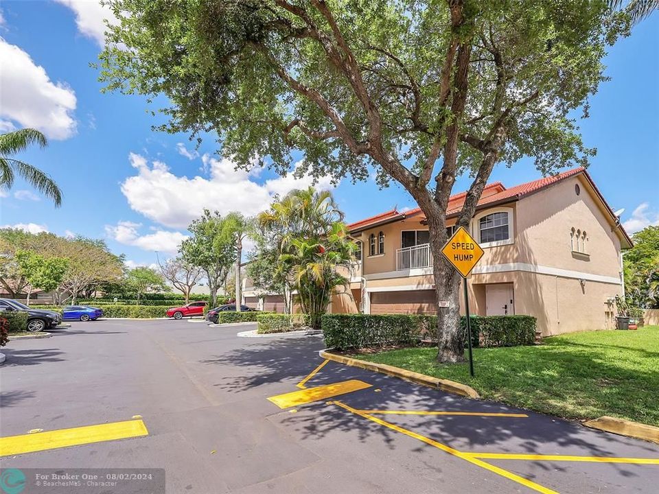 Active With Contract: $485,000 (4 beds, 2 baths, 1800 Square Feet)