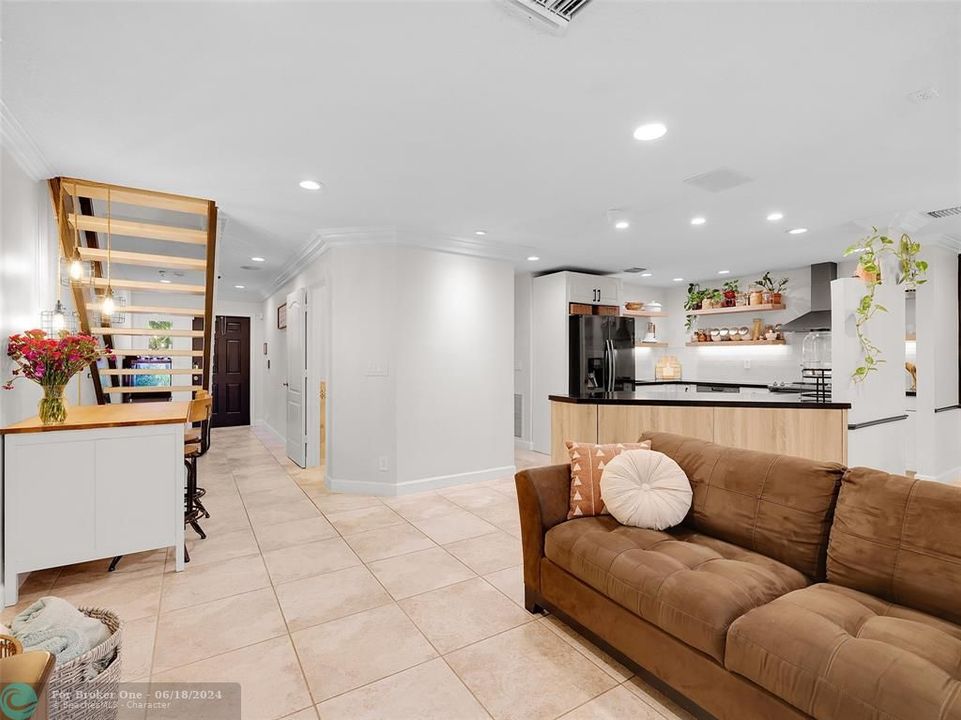 Active With Contract: $485,000 (4 beds, 2 baths, 1800 Square Feet)