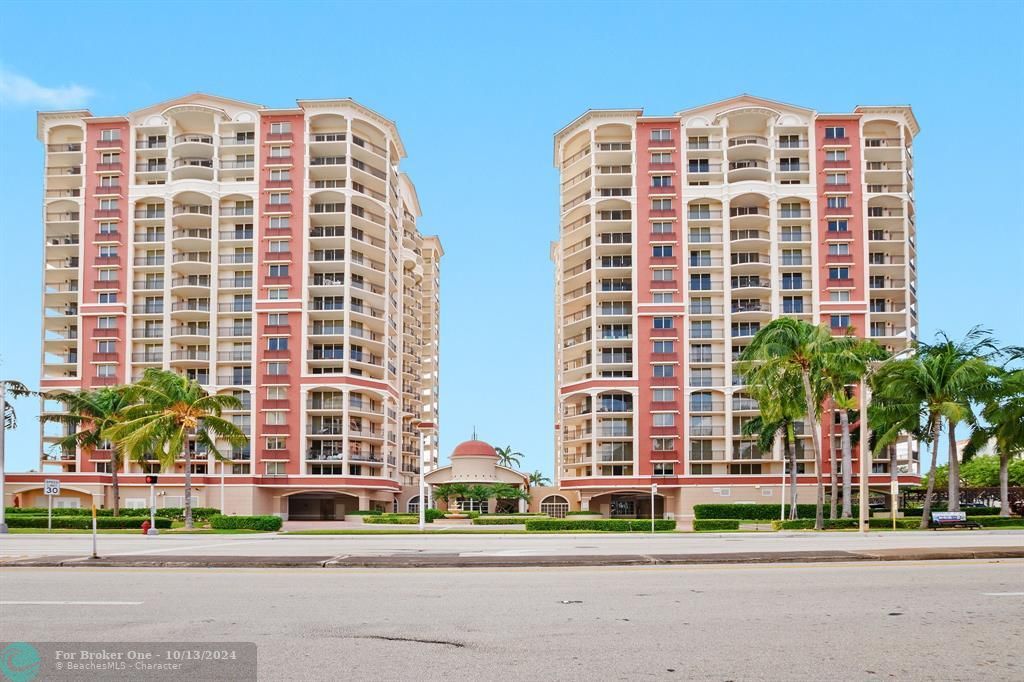 For Sale: $699,000 (2 beds, 2 baths, 1382 Square Feet)