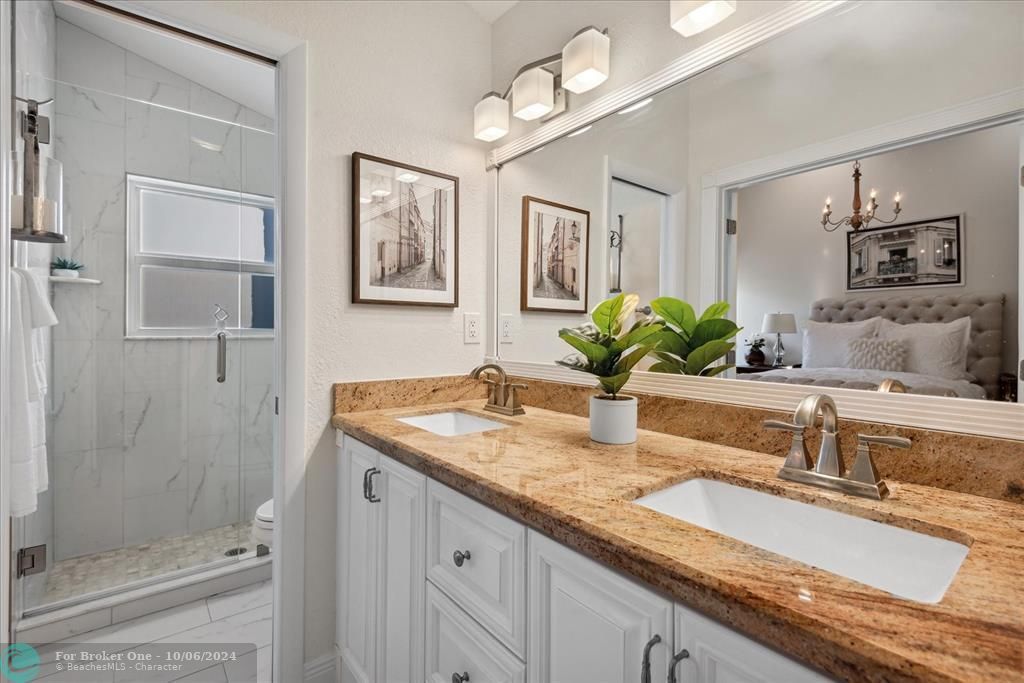 Recently Sold: $610,000 (3 beds, 2 baths, 1664 Square Feet)