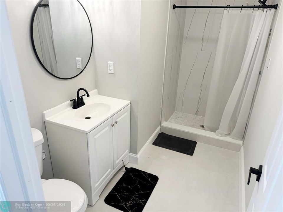 For Sale: $2,500 (1 beds, 1 baths, 1029 Square Feet)