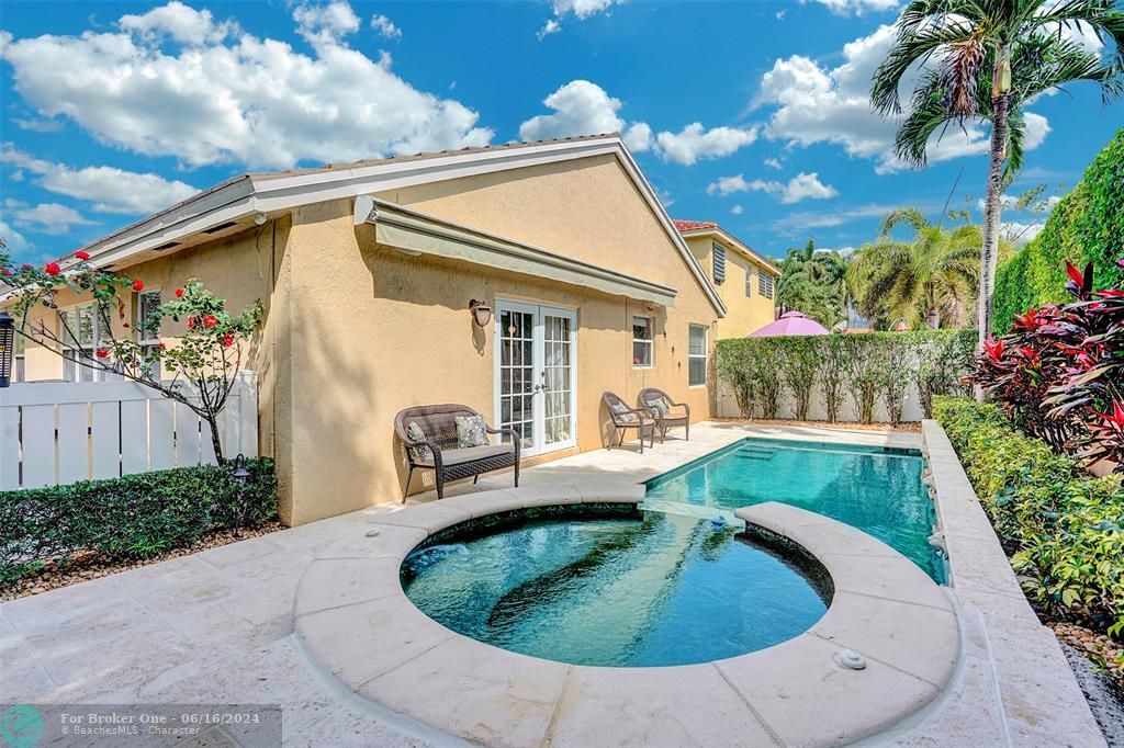 Recently Sold: $599,000 (3 beds, 2 baths, 1515 Square Feet)