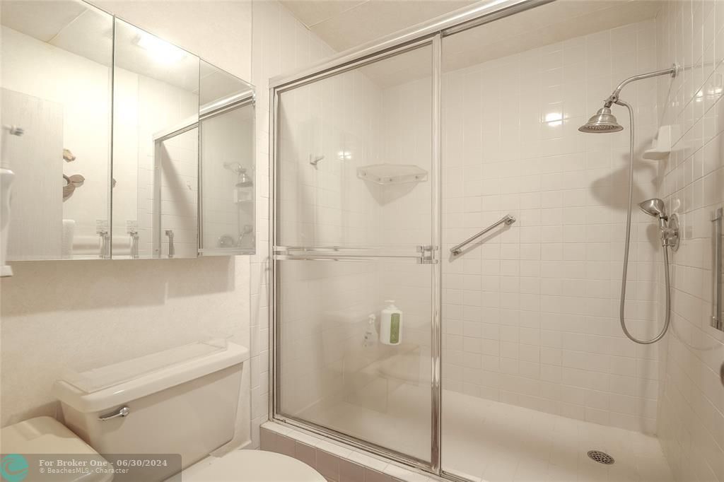 最近售出: $319,000 (3 贝兹, 2 浴室, 1573 平方英尺)