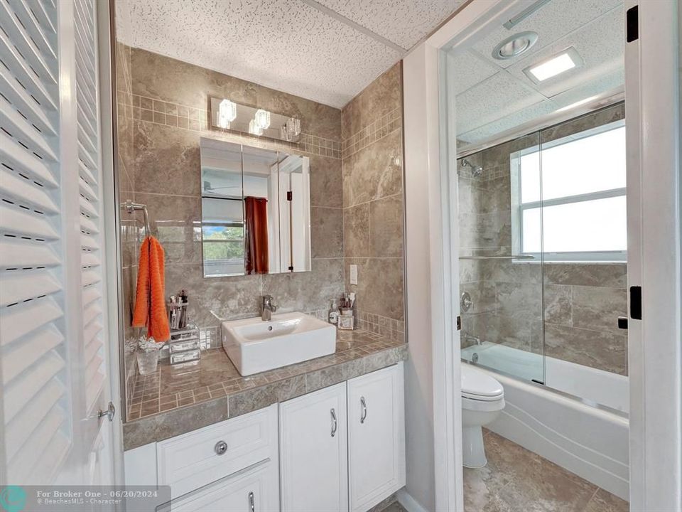 Недавно арендовано: $1,600 (1 спален, 2 ванн, 930 Квадратных фут)