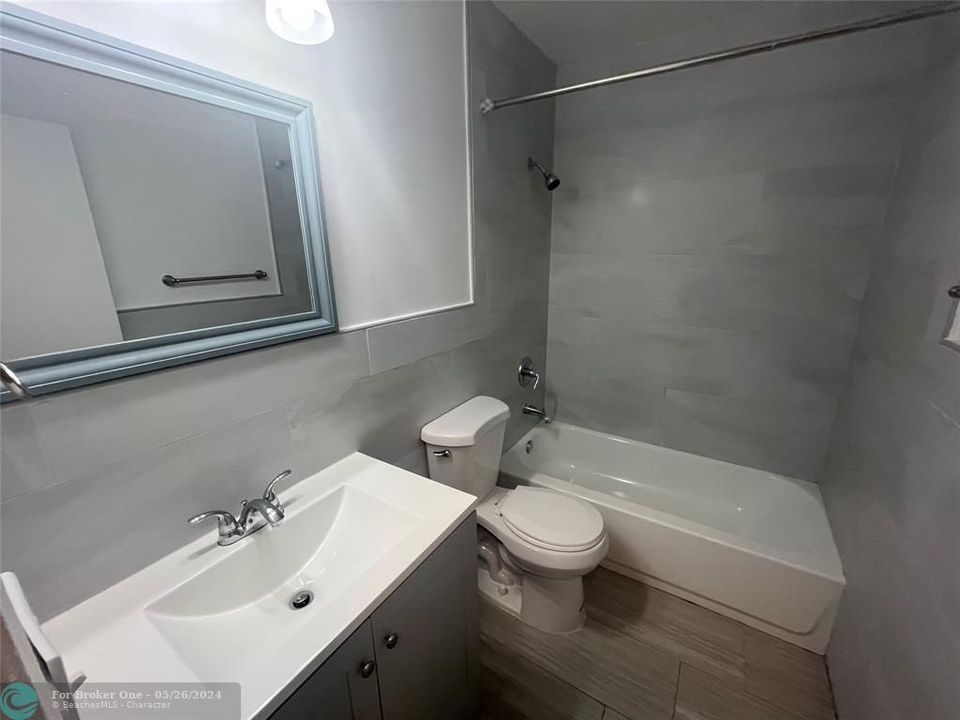 For Sale: $1,900 (2 beds, 1 baths, 6599 Square Feet)