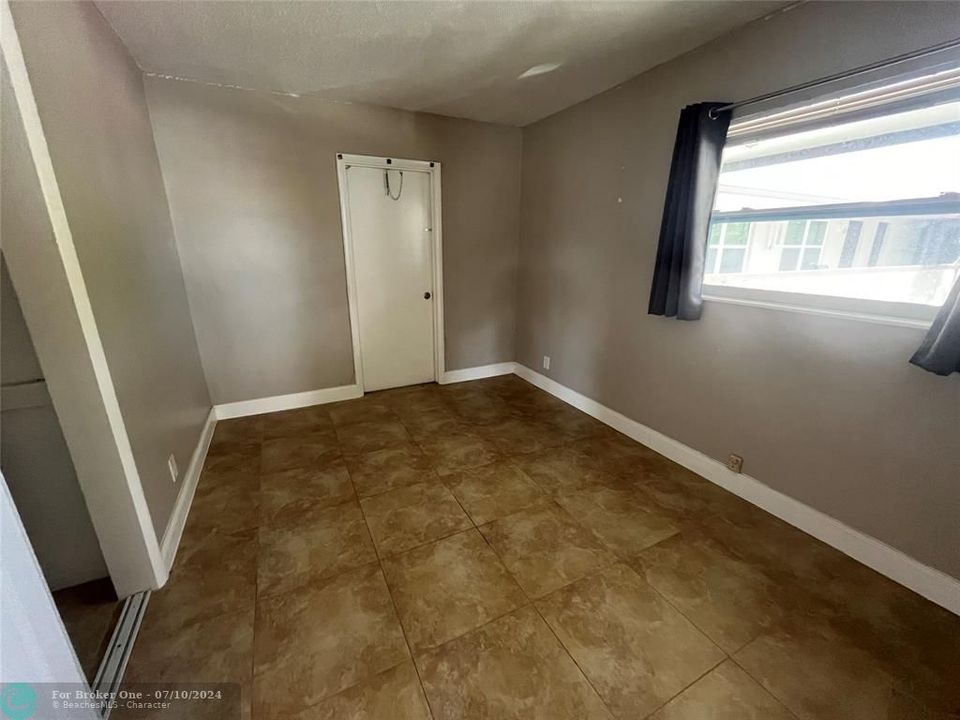 Recently Sold: $2,200 (2 beds, 1 baths, 8003 Square Feet)