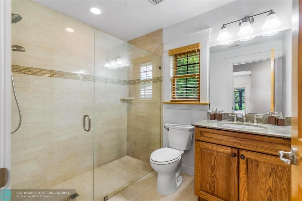 待售: $1,250,000 (5 贝兹, 4 浴室, 3874 平方英尺)