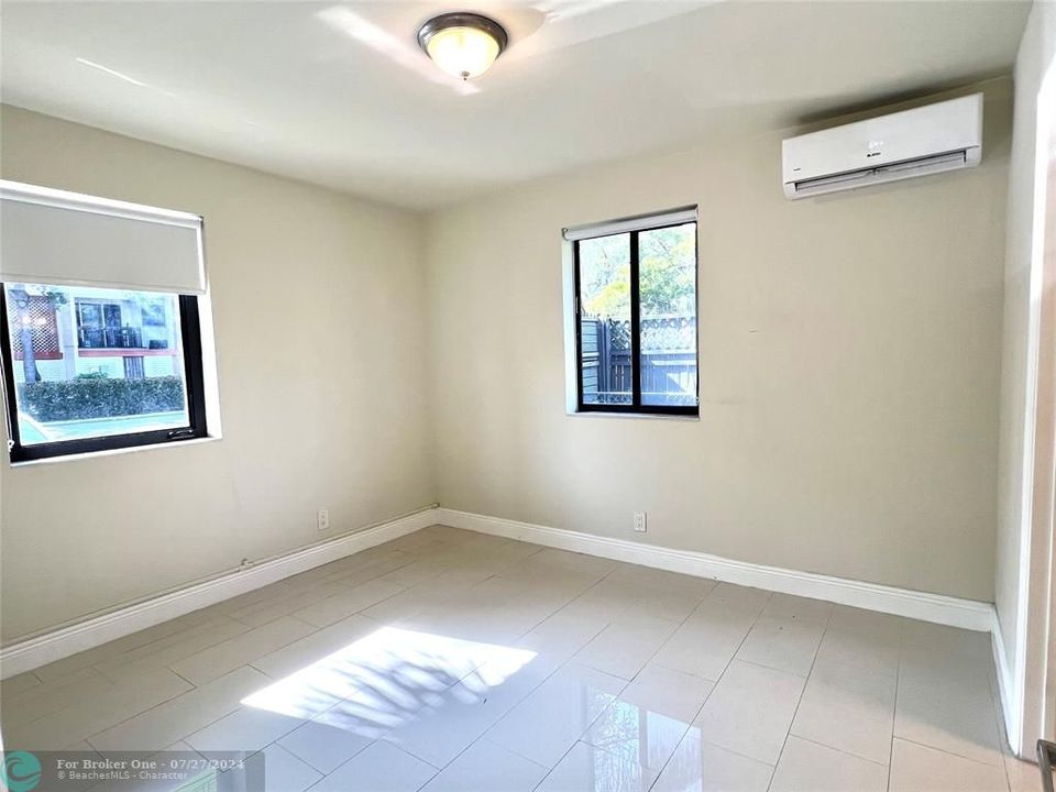 Recently Rented: $2,200 (2 beds, 2 baths, 0 Square Feet)