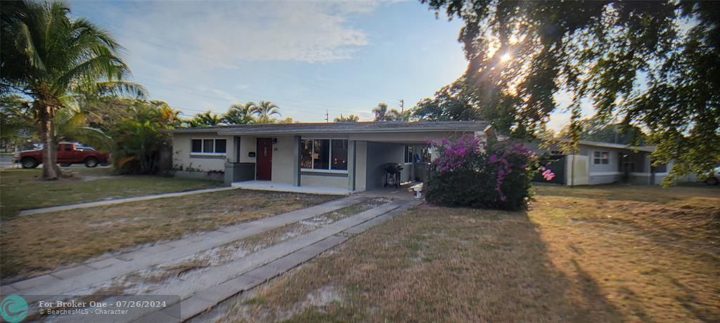 Recently Rented: $3,500 (3 beds, 2 baths, 1350 Square Feet)
