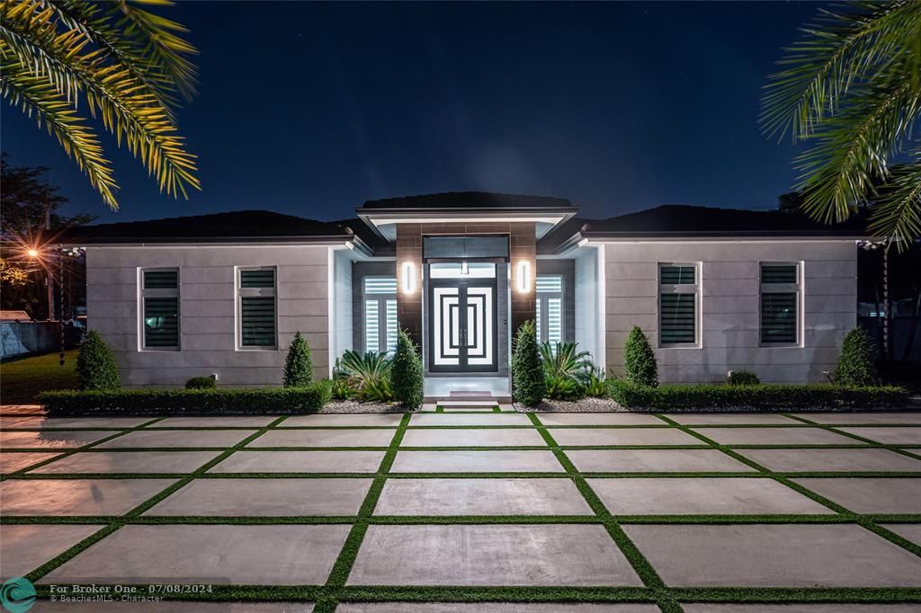 For Sale: $1,975,000 (4 beds, 4 baths, 2842 Square Feet)