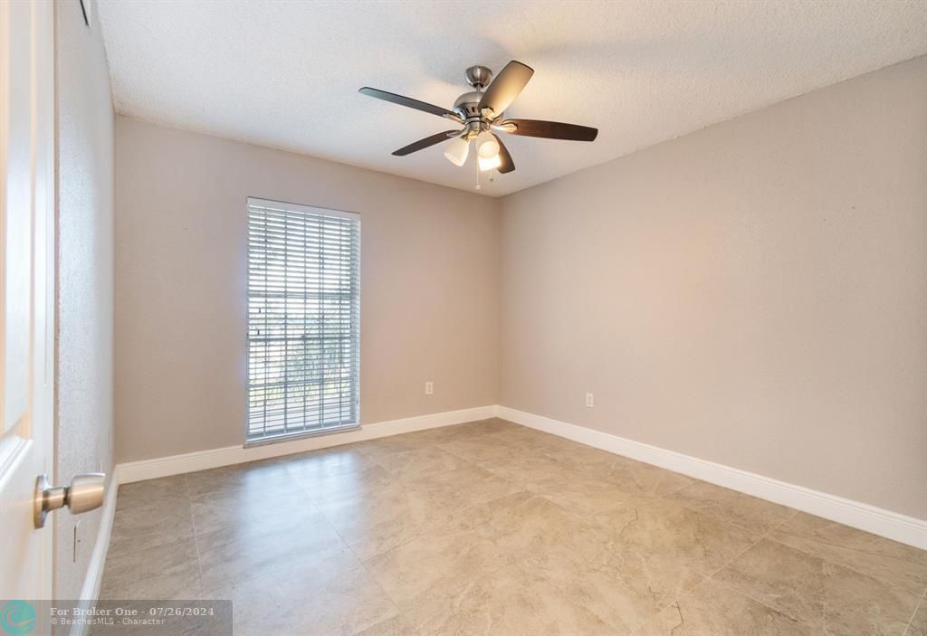 Recently Rented: $2,250 (2 beds, 2 baths, 1100 Square Feet)
