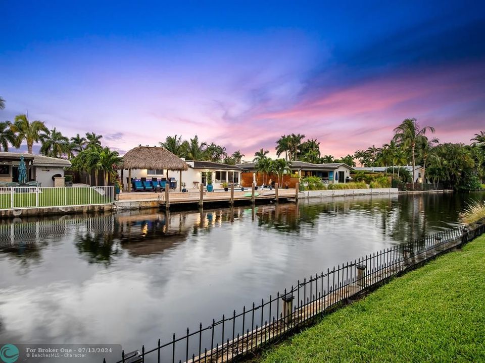 Recently Sold: $1,199,000 (3 beds, 3 baths, 2546 Square Feet)
