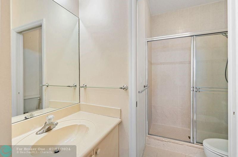 待售: $405,000 (3 贝兹, 2 浴室, 1396 平方英尺)