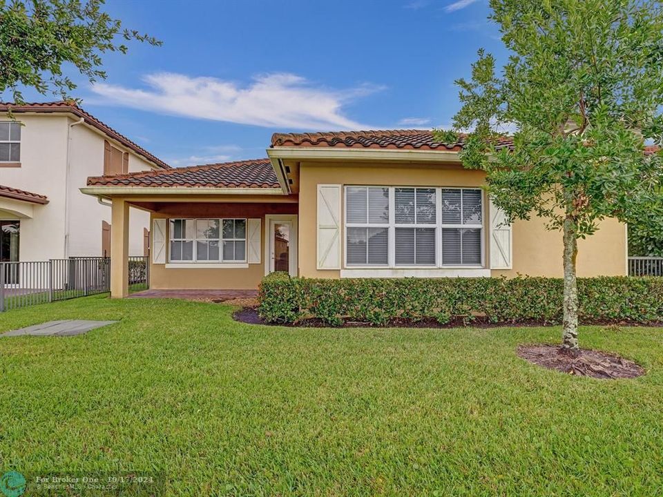 For Sale: $825,000 (3 beds, 2 baths, 2151 Square Feet)