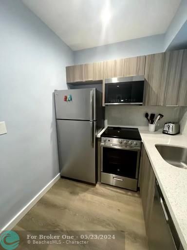 For Rent: $1,700 (0 beds, 1 baths, 0 Square Feet)
