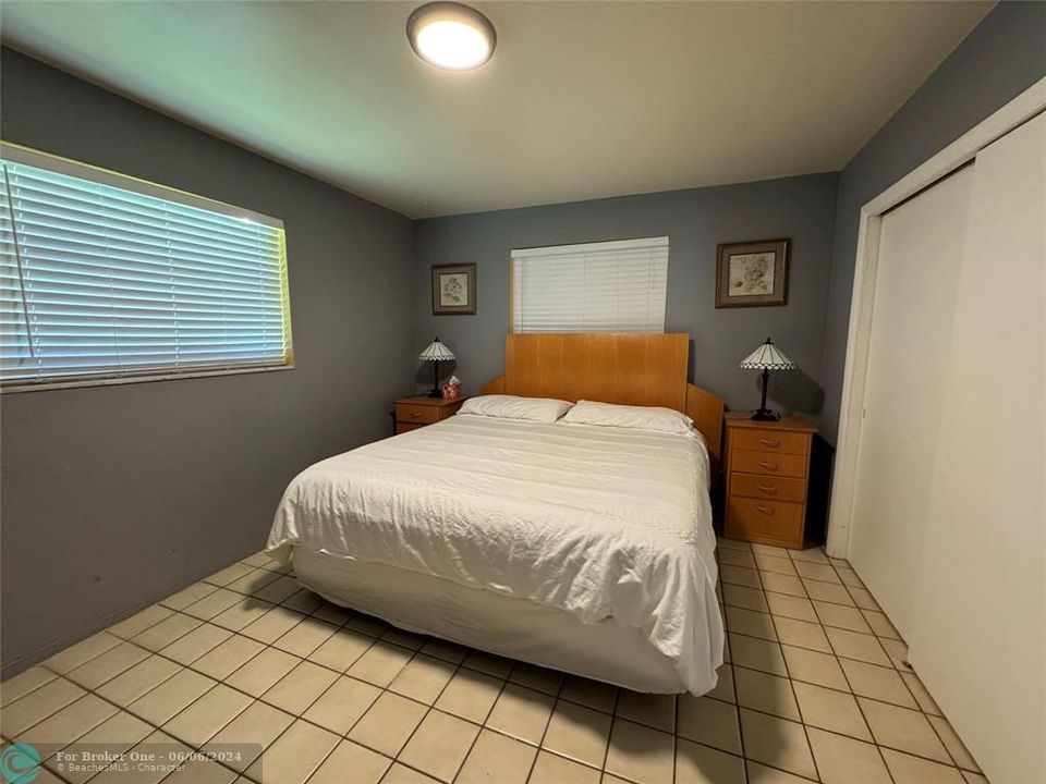 For Sale: $2,350 (2 beds, 1 baths, 1568 Square Feet)