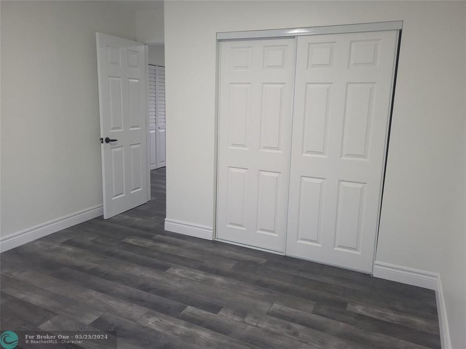 For Sale: $2,150 (2 beds, 1 baths, 1000 Square Feet)