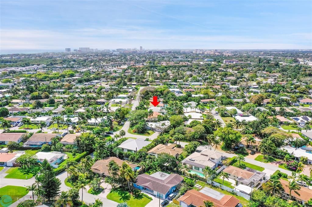 Active With Contract: $999,900 (4 beds, 2 baths, 1716 Square Feet)