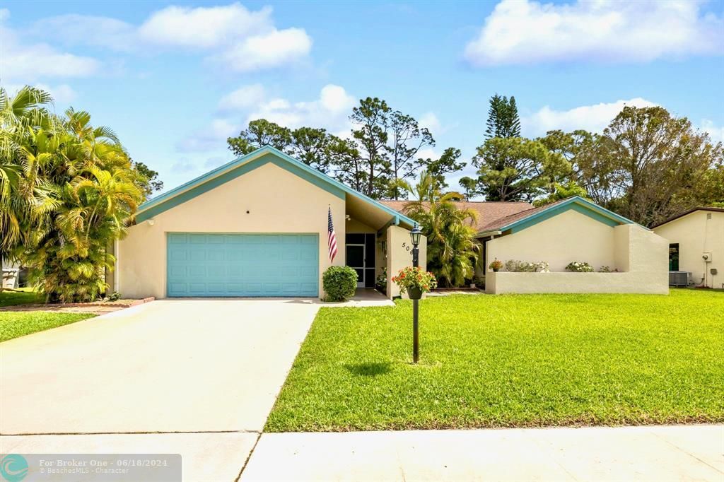 Recently Sold: $538,000 (3 beds, 2 baths, 1984 Square Feet)