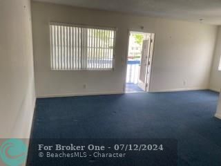 For Sale: $115,000 (2 beds, 1 baths, 820 Square Feet)