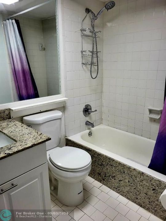 Active With Contract: $155,000 (1 beds, 1 baths, 750 Square Feet)