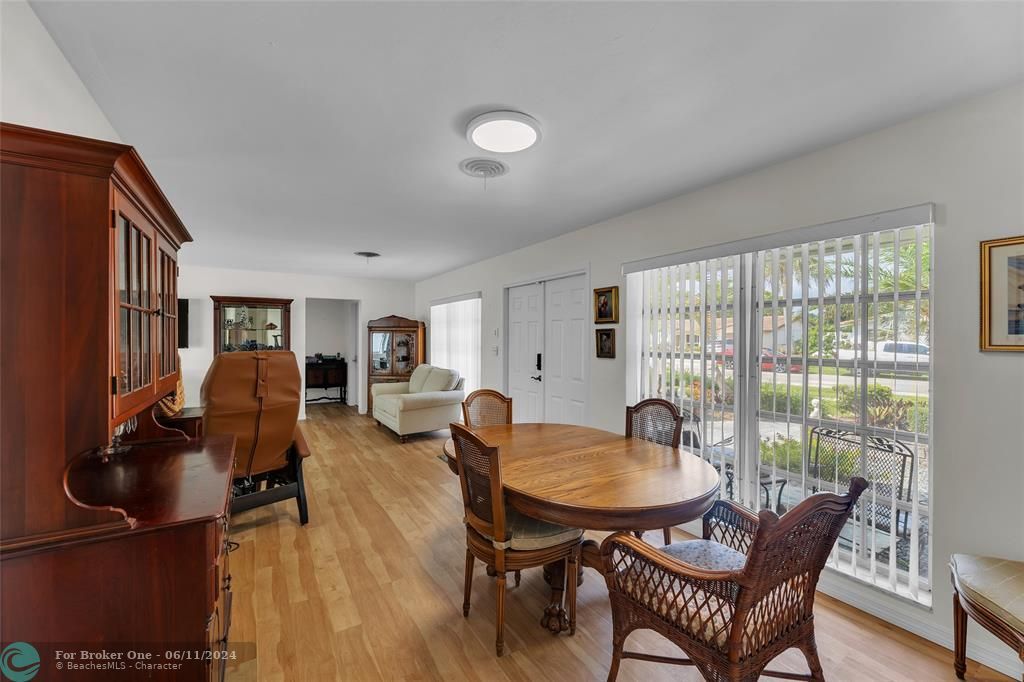 Recently Sold: $675,000 (2 beds, 2 baths, 1882 Square Feet)