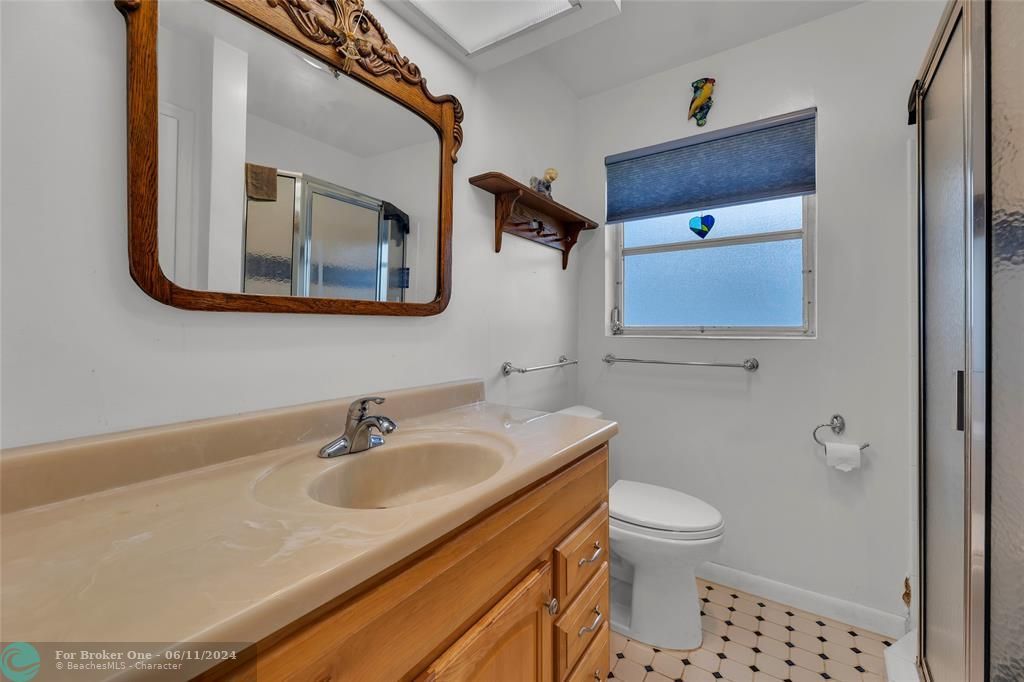 最近售出: $675,000 (2 贝兹, 2 浴室, 1882 平方英尺)
