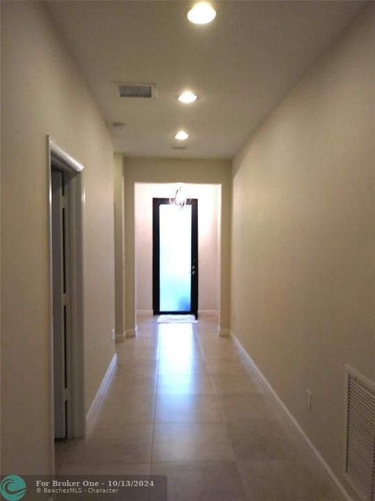 Active With Contract: $4,300 (3 beds, 2 baths, 2000 Square Feet)