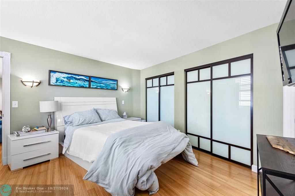 Active With Contract: $3,500 (2 beds, 2 baths, 1219 Square Feet)