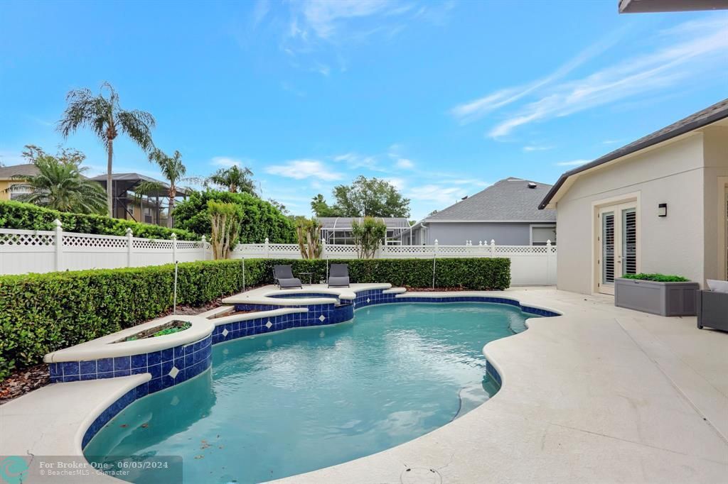 Active With Contract: $835,000 (5 beds, 3 baths, 3128 Square Feet)