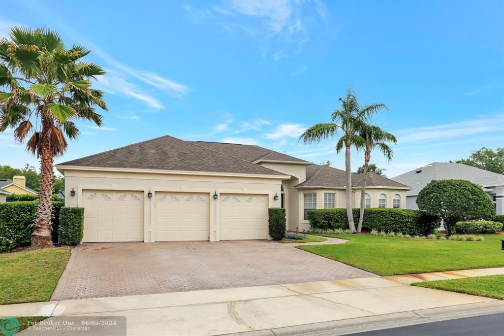 Recently Sold: $835,000 (5 beds, 3 baths, 3128 Square Feet)