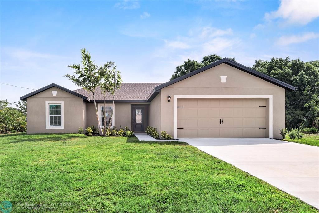 Active With Contract: $380,900 (3 beds, 2 baths, 1680 Square Feet)
