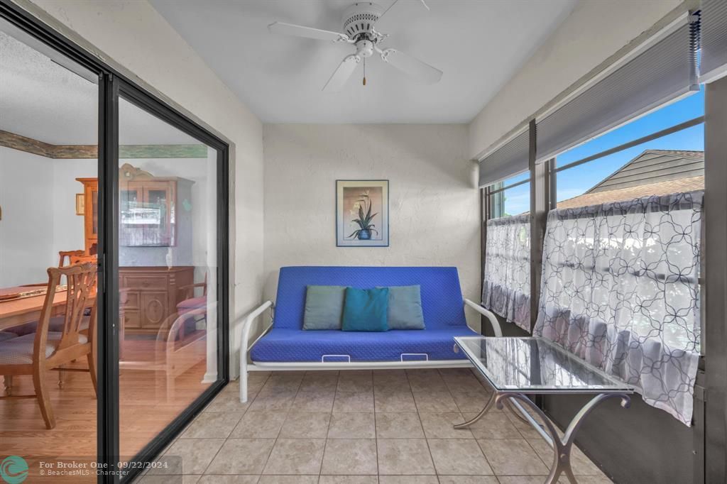 For Sale: $254,900 (2 beds, 2 baths, 1400 Square Feet)