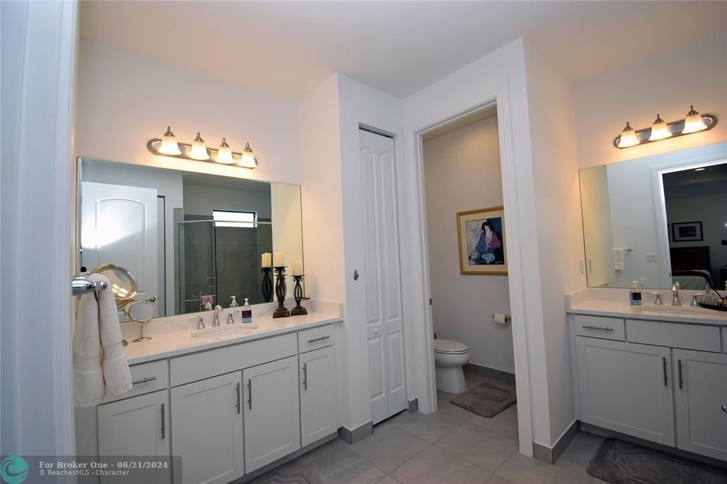 Active With Contract: $4,300 (3 beds, 2 baths, 2131 Square Feet)
