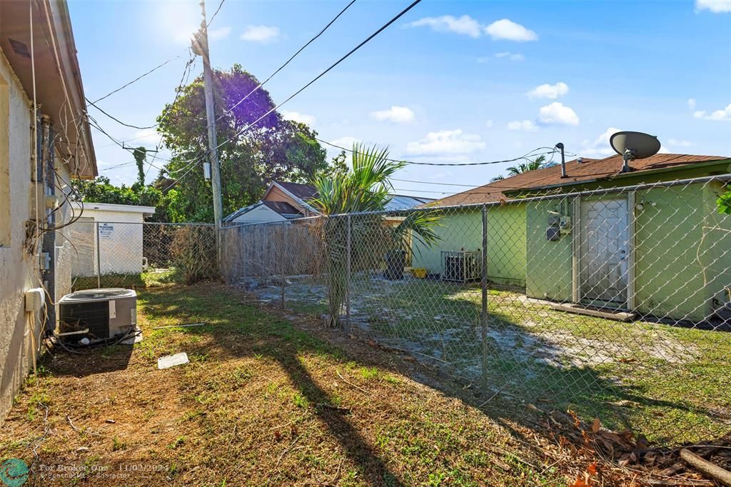 For Sale: $339,500 (3 beds, 2 baths, 1340 Square Feet)