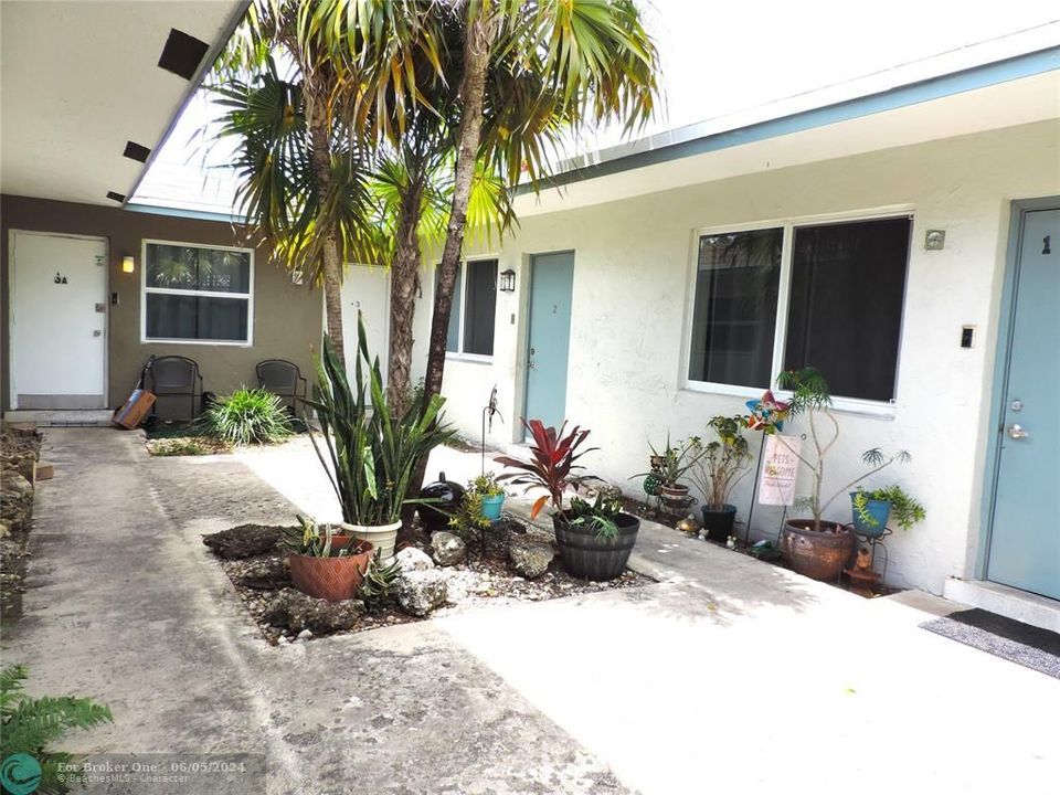 Recently Sold: $2,050 (2 beds, 1 baths, 920 Square Feet)