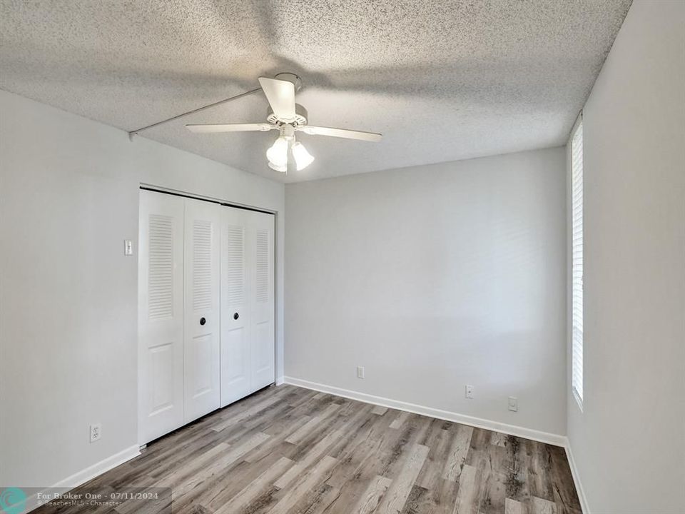 For Sale: $234,500 (2 beds, 2 baths, 1090 Square Feet)