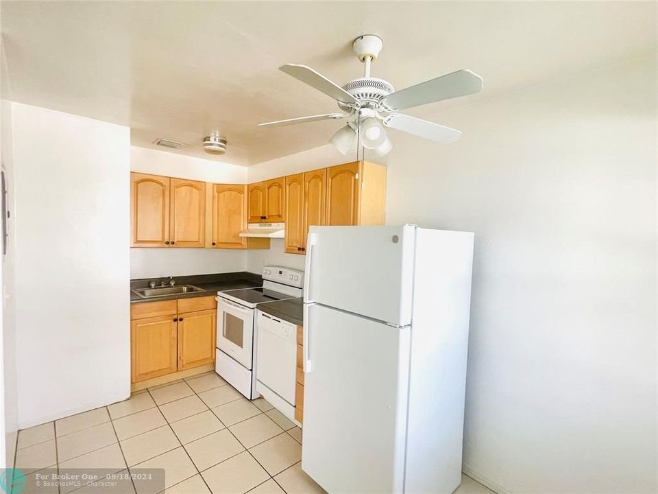 For Rent: $1,600 (1 beds, 1 baths, 0 Square Feet)