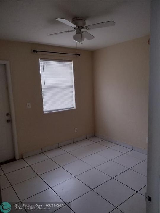 For Sale: $1,650 (2 beds, 1 baths, 10471 Square Feet)
