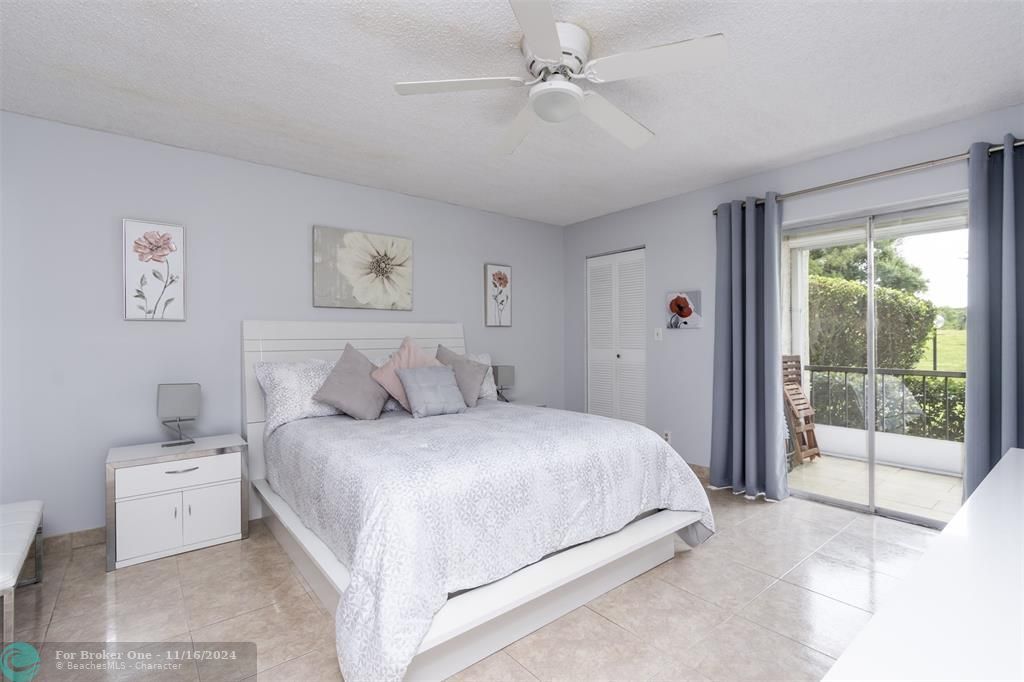 Active With Contract: $169,900 (2 beds, 2 baths, 1092 Square Feet)