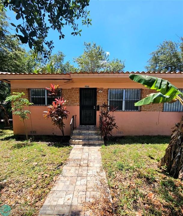 Active With Contract: $499,000 (0 beds, 0 baths, 1638 Square Feet)