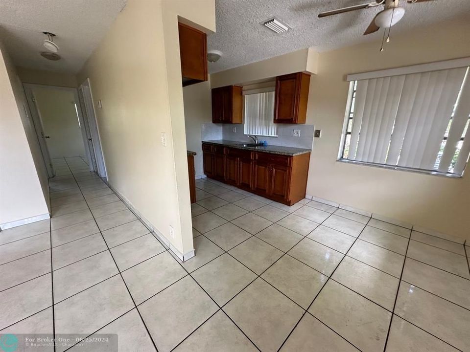 Recently Sold: $2,100 (2 beds, 2 baths, 3150 Square Feet)