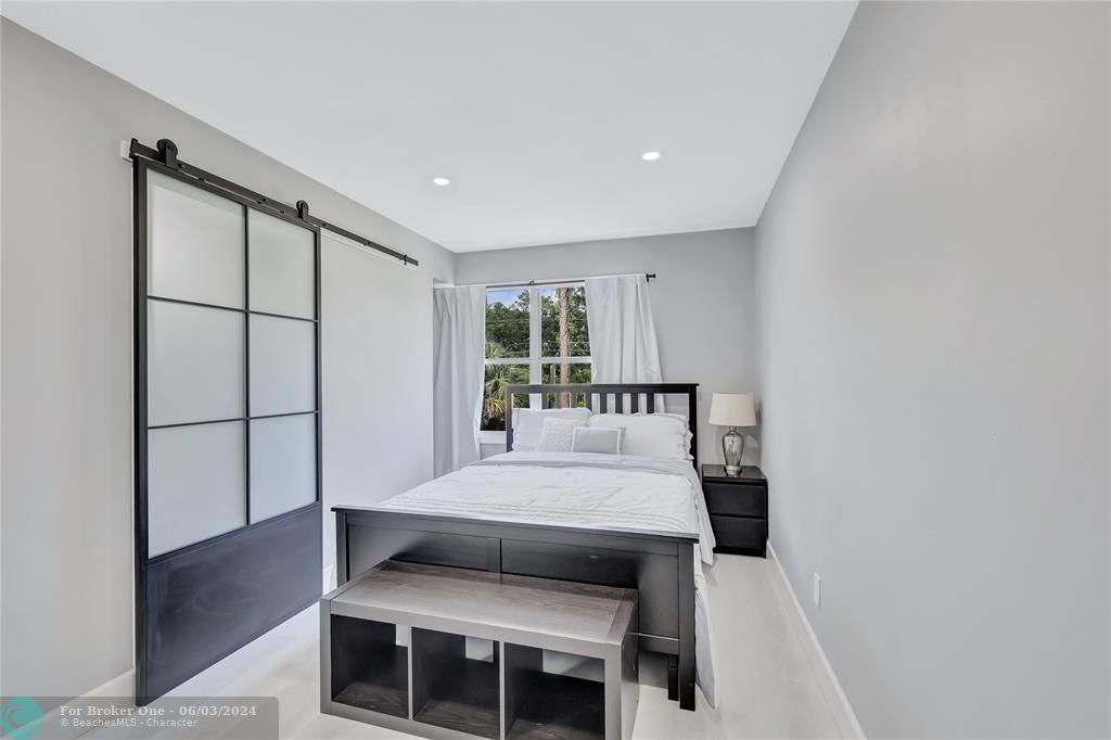 Active With Contract: $650,000 (4 beds, 3 baths, 2265 Square Feet)