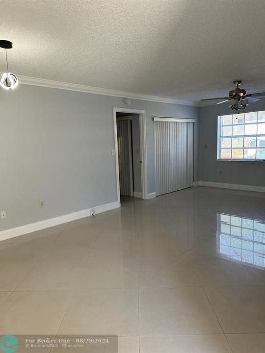 Recently Rented: $2,150 (2 beds, 2 baths, 1060 Square Feet)