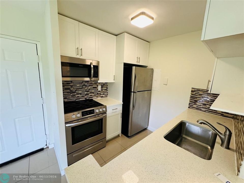 Recently Rented: $1,500 (1 beds, 1 baths, 530 Square Feet)