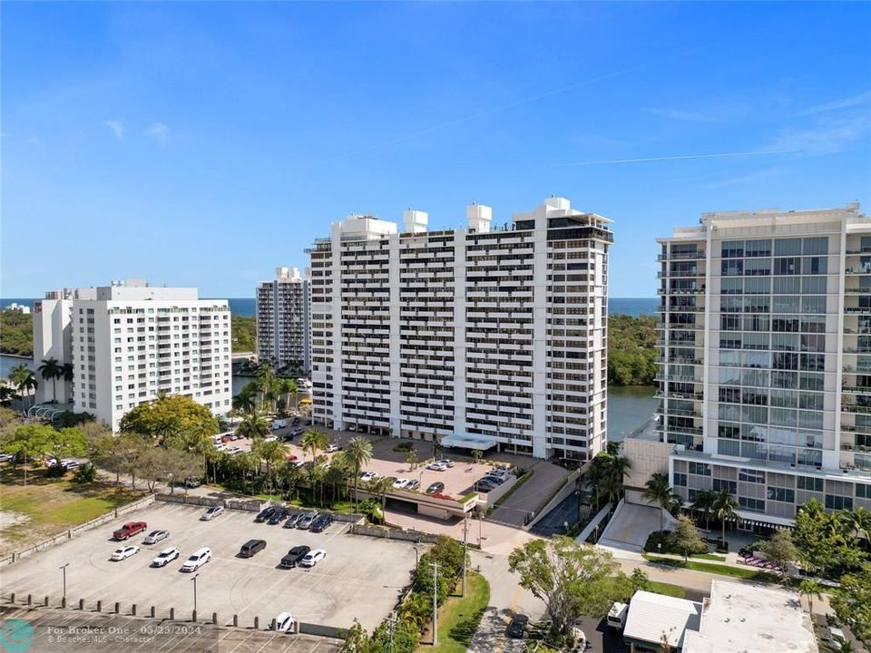 For Sale: $745,000 (2 beds, 2 baths, 1500 Square Feet)