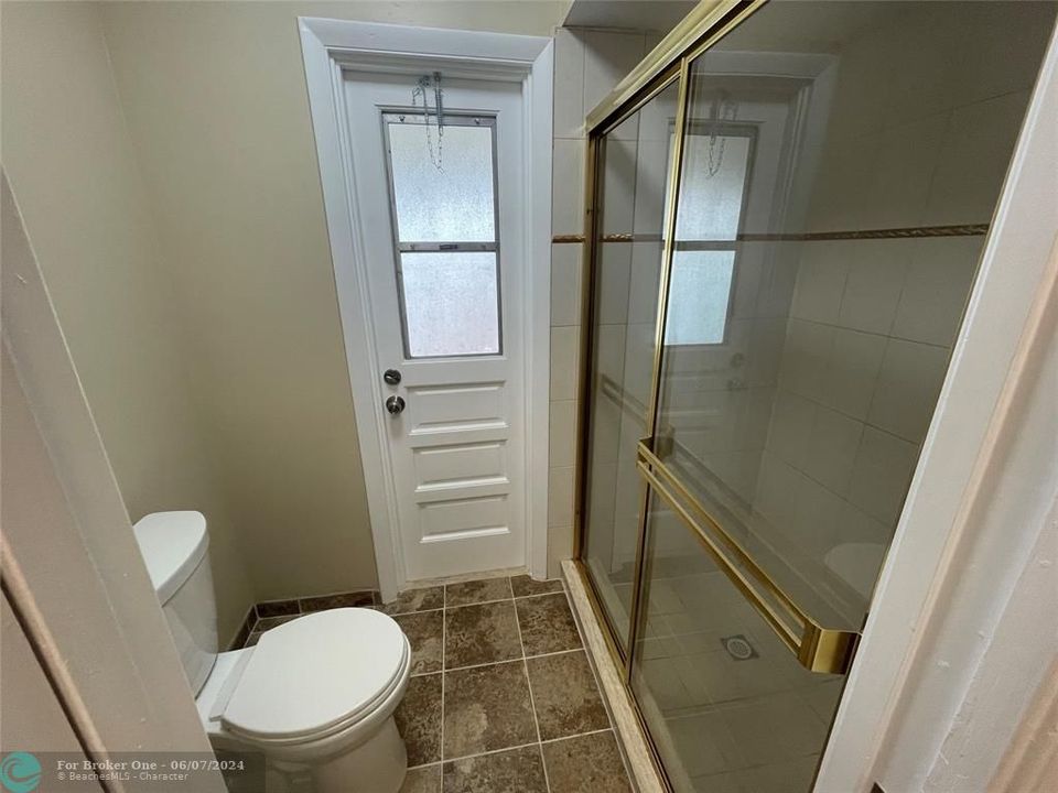 Недавно арендовано: $4,995 (4 спален, 3 ванн, 3123 Квадратных фут)