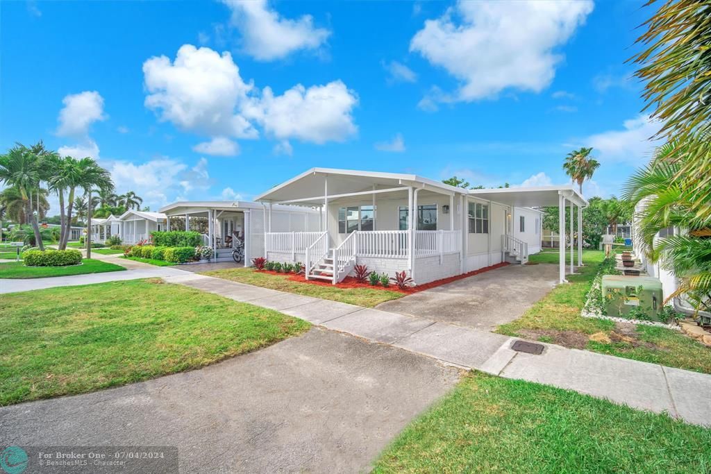 Recently Sold: $289,000 (3 beds, 2 baths, 1248 Square Feet)